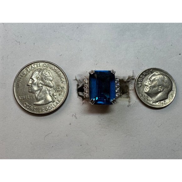 Estate Sterling Silver 925 Ring Size 6 Blue Emerald Cut Stone with Accent Crysta - Picture 6 of 8